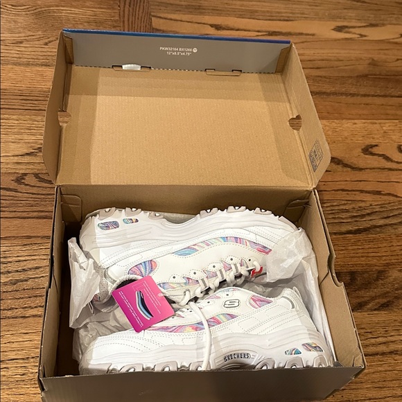 NIB Skechers Womens D'lites® Whimsical Dream Women's Sneakers. Size 7 wide - Picture 8 of 15